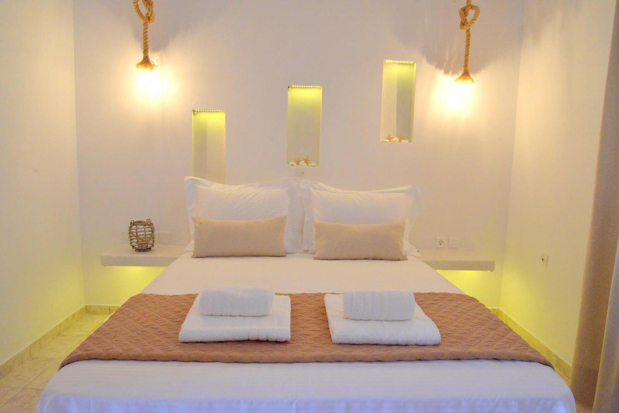 Niki Rooms Adámas Rom bilde