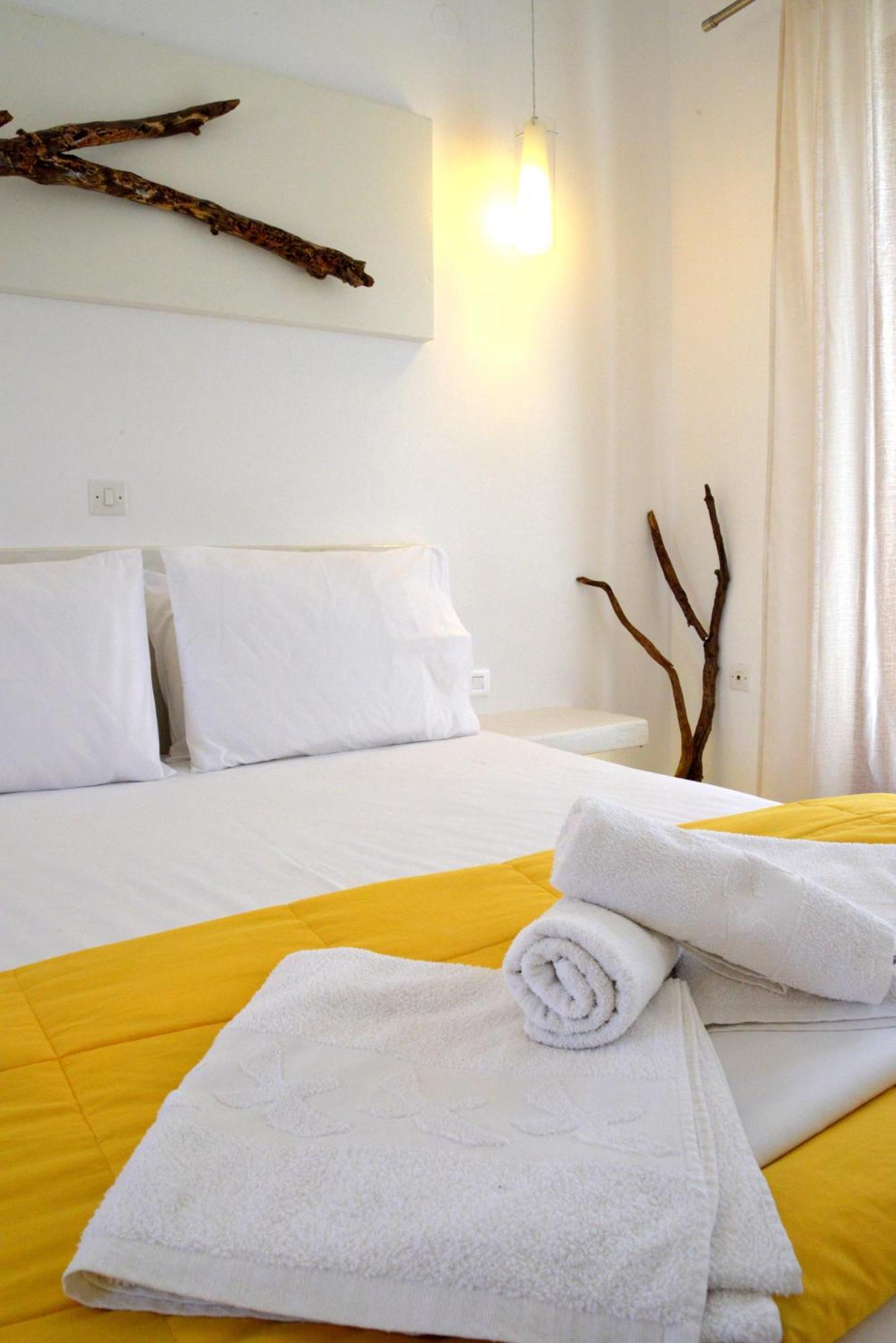 Niki Rooms Adámas Eksteriør bilde